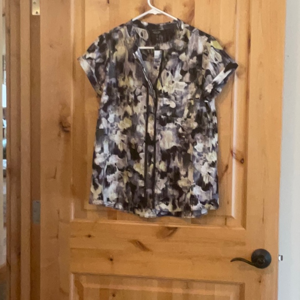 Simply Vera Vera Wang Black and Gray Relaxed Blouse